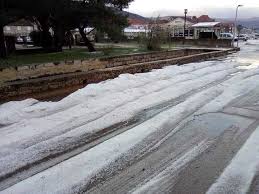 Hail on the road outside Volat - Photo: European Extreme weather